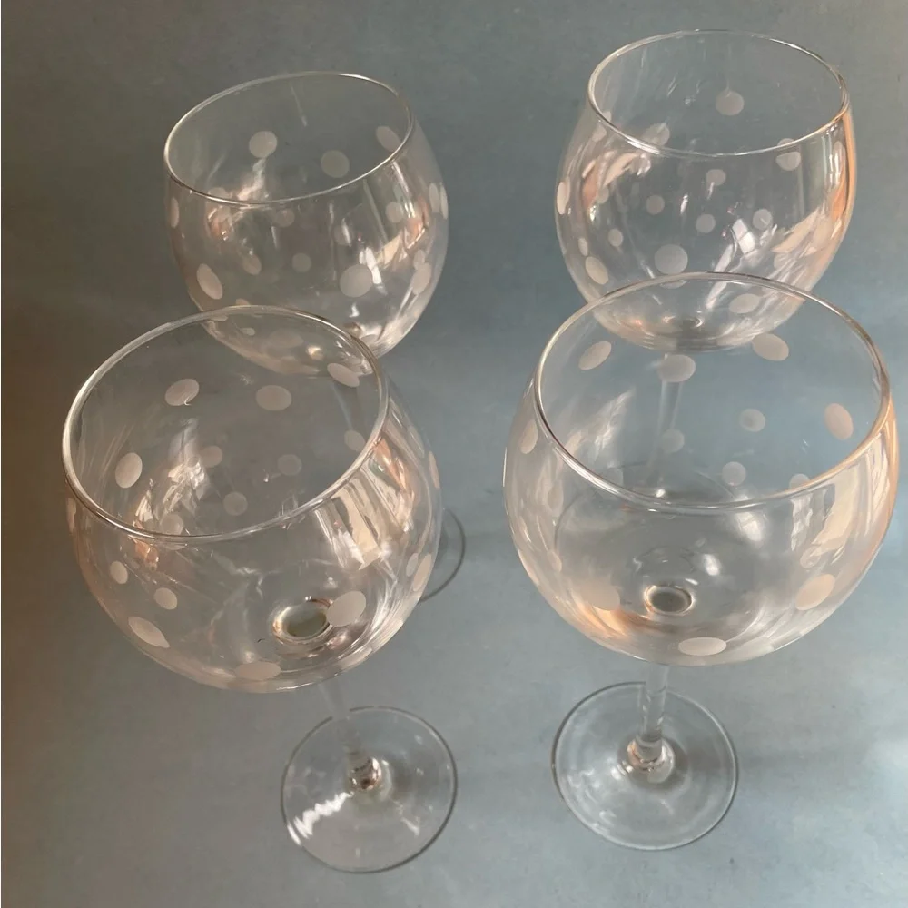 NWOT Pier One Polka Dot Designed Balloon Goblets, 3 piece set
